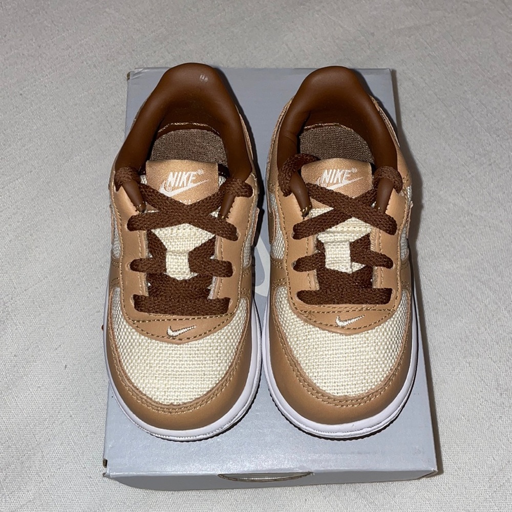 COPY - *BRAND NEW* Nike Air Force 1 QS Infant